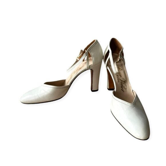Vintage Roger Vivier White Leather Ankle Strap Heels – Made in Italy, 1960s–70s - Picture 16 of 16